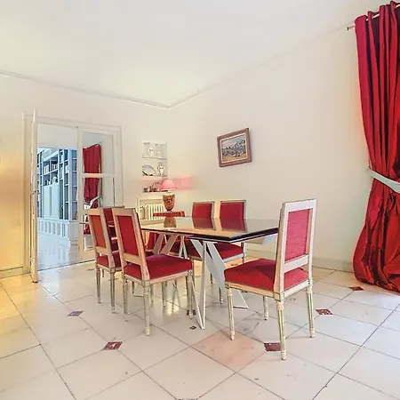Appartamento Premium Seine View And Eiffel Tower Parigi